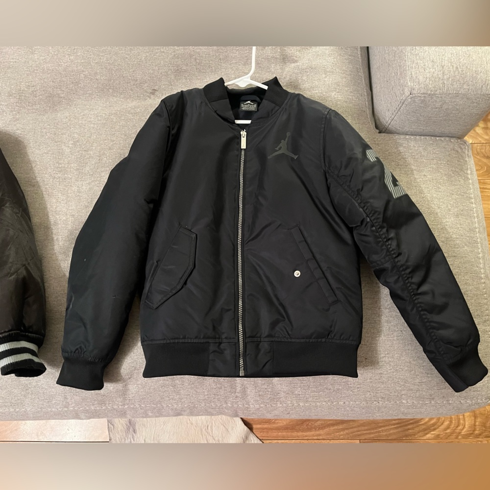 Jordan jacket big kids Medium